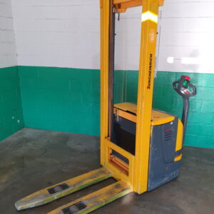 Apilador Junheinrich EJC14